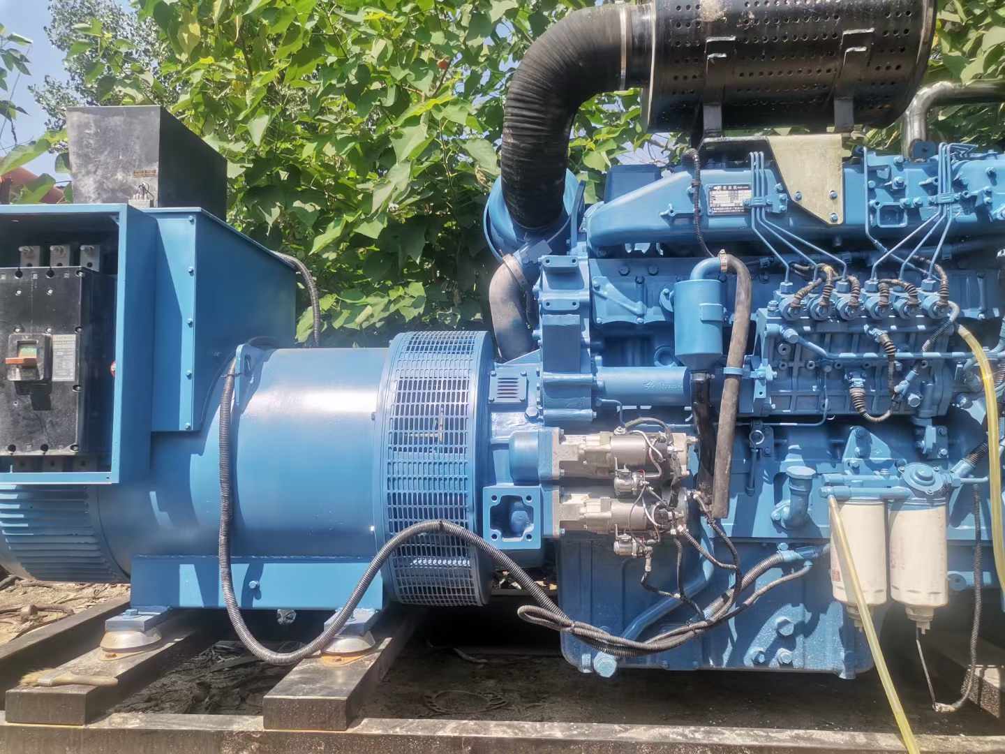 游仙详细说明降低 800kW 柴油发电机输出电流波动的方法